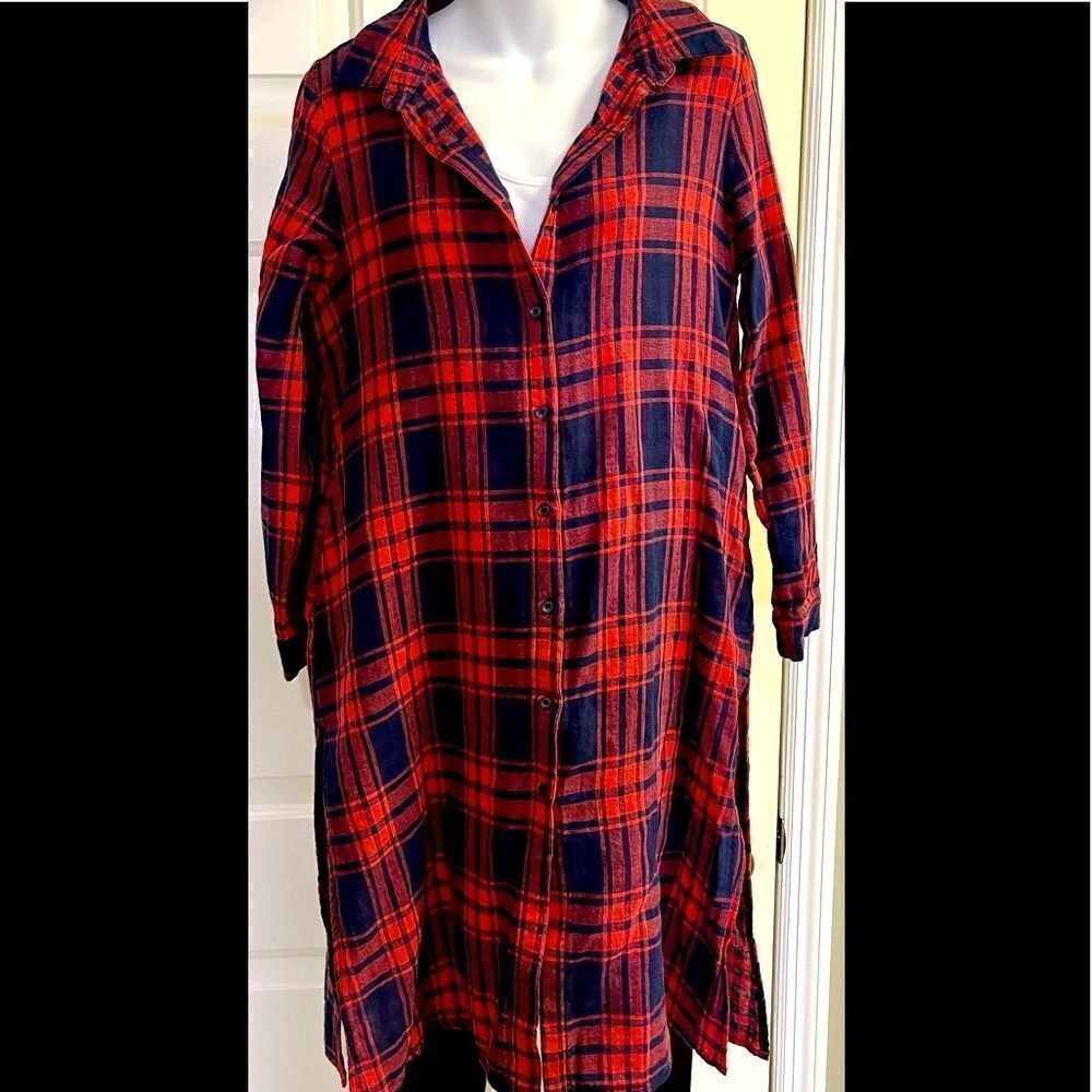 Monoreno Long Red and Navy Blue Plaid Oversized Flannel Dress Shirt- Medium
